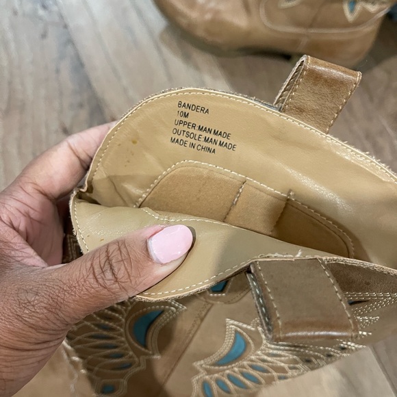 Bandera “faux leather” Boots size 10M “Gently Used” - Picture 7 of 7